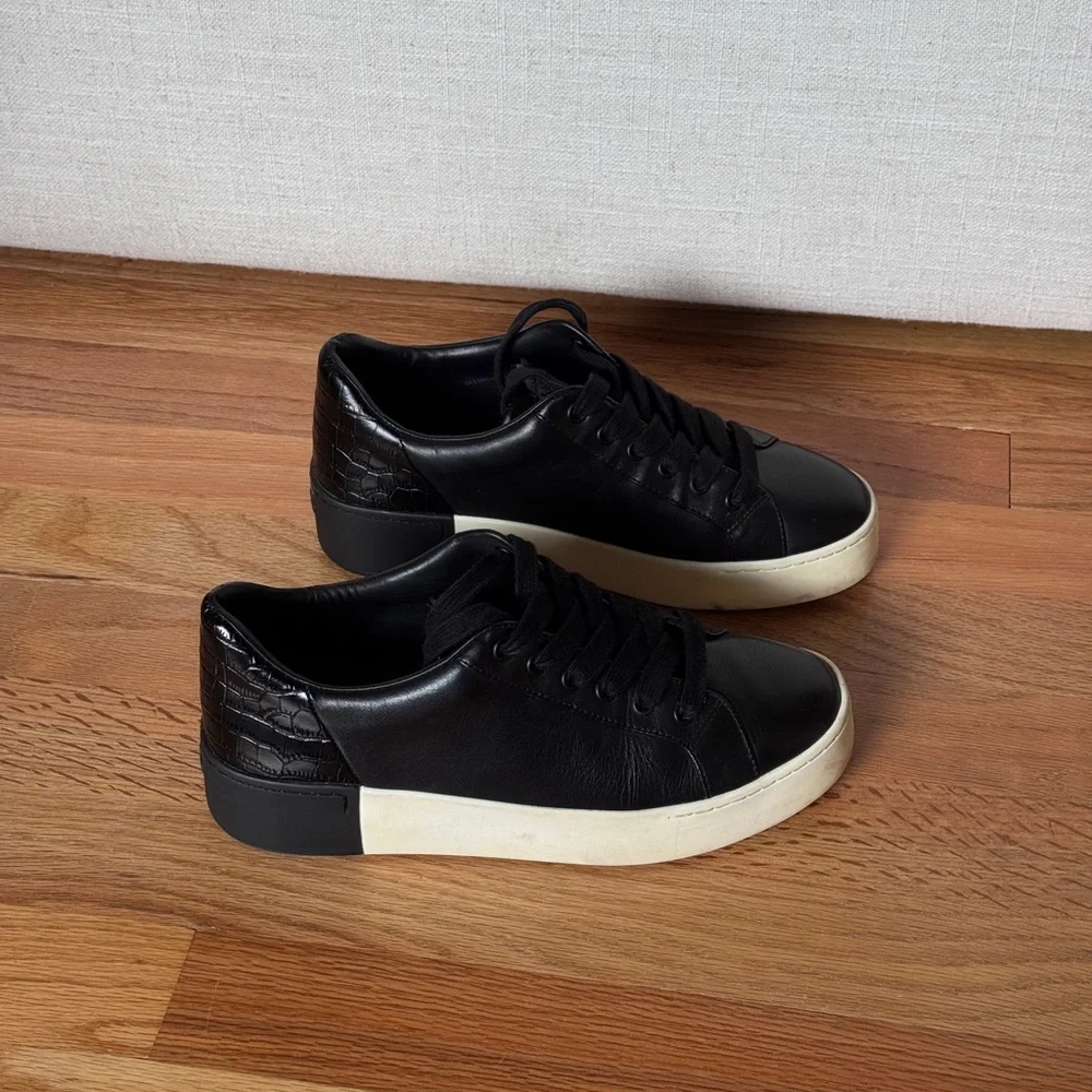 VINCE Bensley croc-embossed accent Leather Platform‎ Sneakers Size 6.5
